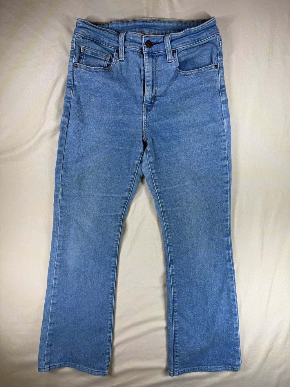 Levi's 724 High Rise Straight Jeans Size W28 L30 Light Wash Blue